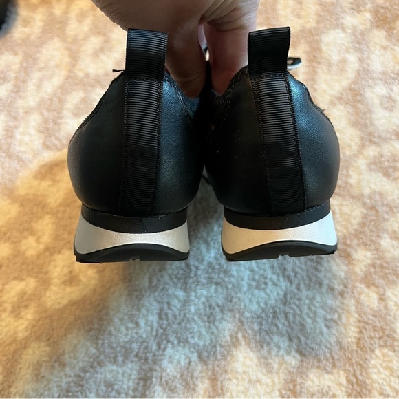 Women’s Steve Madden green camo antics lace up athletic sneakers size 6 - Picture 3 of 6